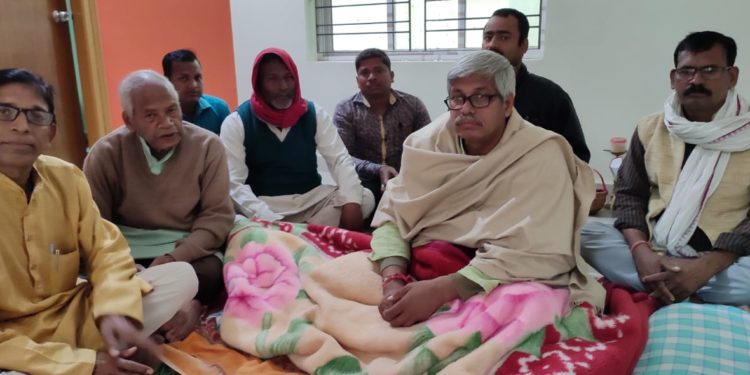 କାଳିଆ ଯୋଜନା ଅର୍ଥ କାଟ ସମ୍ବନ୍ଧରେ ମୁଖ୍ୟମନ୍ତ୍ରୀଙ୍କ ଶବ୍ଦରୁ ଓହରିଯିବା ପ୍ରତିବାଦରେ ଅକ୍ଷୟ କୁମାରଙ୍କ ଅନଶନ ଚତୁର୍ଥ ଦିନରେ