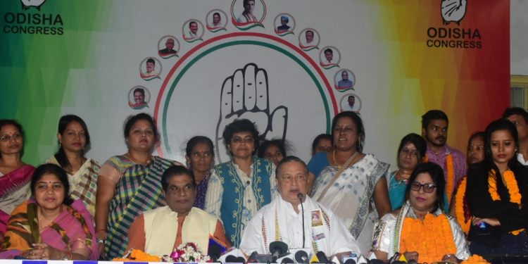 ବିଜେପି ନେତାଙ୍କ କଂଗ୍ରେସରେ ଯୋଗଦାନ