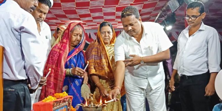 ଗୋଲାମୁଣ୍ଡଳା ଗ୍ରାମର ଶ୍ରୀ ରାଧାକୃଷ୍ଣ ଉଚ୍ଚ ବିଦ୍ୟାଳୟ ର ଦ୍ୱିତୀୟ ବାର୍ଷିକ ଉତ୍ସବ