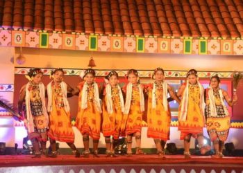 ଆଦିବାସୀ ମେଳାରେ ଦୁଇ ଦିନରେ ରେକର୍ଡ ସଂଖ୍ୟକ ଅଢେଇ ଲକ୍ଷ ଲୋକ ସମାଗମ ବ୍ୟବସାୟ ପରିମାଣ କୋଟିଏରୁ ଅଧିକ : ବଢୁଛନ୍ତି ବିଦେଶୀ ପର୍ଯ୍ୟଟକ