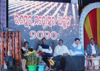 ରଣପୁର ମହୋତ୍ସବର ଚତୁର୍ଥ ସଂନ୍ଧ୍ୟା ପାଇକ ଆଖଡାରେ ବିଭୋର ହେଲେ ଦର୍ଶକ