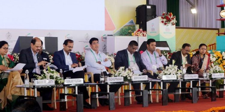 କୃଷି କ୍ଷେତ୍ରରେ ଅଧିକ ଋଣ ଦେବା ପାଇଁ ବ୍ୟାଙ୍କମାନେ ଆଗଭର ହୁଅନ୍ତୁ : କୃଷିମନ୍ତ୍ରୀ