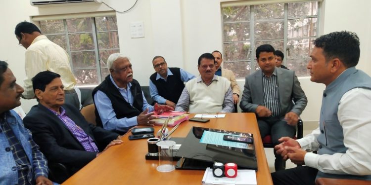 ଶିଳ୍ପ ମନ୍ତ୍ରୀଙ୍କ ସହ ଆଲୋଚନା କଲେ କ୍ଷୁଦ୍ର ଓ ମଧ୍ୟମ ଉଦ୍ୟୋଗୀ ସଂଘର କର୍ମକର୍ତ୍ତା