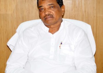 ଆହୁରି କଡାକଡି ହେବ ଟ୍ରାଫିକ ନିୟମ –  ପଛରେ ବସିଲେ ବି ହେଲମେଟ ପିନ୍ଧିବା