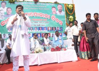 ପ୍ରତାପ ଜେନା ମୁଁ ସବୁବେଳେ ଉଠାଦୋକାନୀମାନଙ୍କ ସହିତ ଅଛି ଙ୍କୁ ଖୁବ୍ ଶୀଘ୍ର କ୍ଷତିପୂରଣ ପ୍ରଦାନ କରାଯିବ: ବିଧୟକ ଅନନ୍ତ ଜେନା