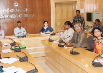 କରୋନା ମୁକାବିଲା ପାଇଁ ଜିଲ୍ଲାପାଳଙ୍କ ସହ ମୁଖ୍ୟ ଶାସନ ସଚିବଙ୍କ ଆଲୋଚନା