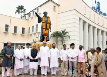 ବିଧାନସଭା ପରିସରରେ ଉତ୍କଳଗୌରବ ମଧୁସୂଦନ ଦାସଙ୍କ ଶ୍ରାଦ୍ଧୋତ୍ସବ ପାଳିତ
