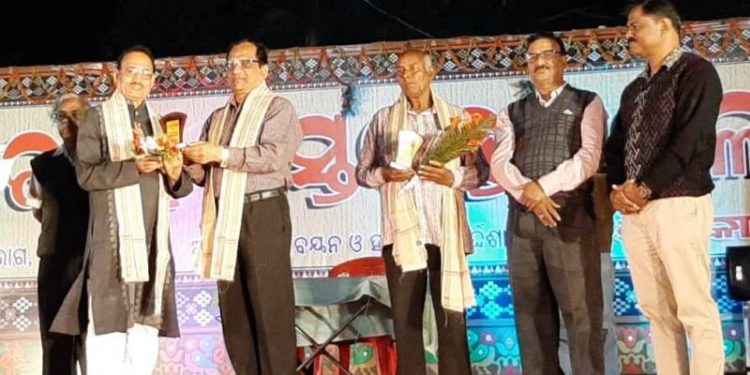 ଜାତୀୟସ୍ତରୀୟ ହସ୍ତତନ୍ତ ମେଳା –              କଳା ଓ ସଂସ୍କୃତି ସମୃଦ୍ଧ ରାଜ୍ୟ ଓଡ଼ିଶା