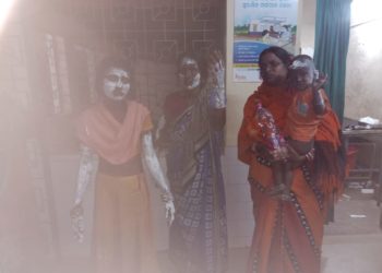 ଘରେ ନିଆଁ ଲଗାଇଦେଲା ଜ୍ୱାଇଁ,ଜଳିଗଲେ ସ୍ତ୍ରୀ, ଛୁଆ ଏବଂ ଶାଶୂ