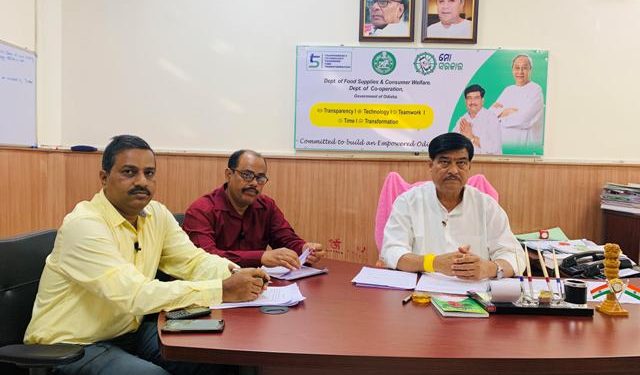 ମନ୍ତ୍ରୀ ରଣେନ୍ଦ୍ର ପ୍ରତାପ ସ୍ୱାଇଁ ସାମାଜିକ ଗଣ ମାଧ୍ୟମରେ ଦେଲେ ସାଧାରଣ ଲୋକଙ୍କ ଉ �ର