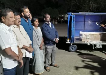 ଭାବରଡ଼ା ଗ୍ରାମର ପ୍ରଫୁଲ୍ଲ ସେଠୀଙ୍କ ମର ଶରୀର ଭୁବନେଶ୍ୱର ବିମାନ ବନ୍ଦର ଠାରେ ପହଁଚିଛି ।