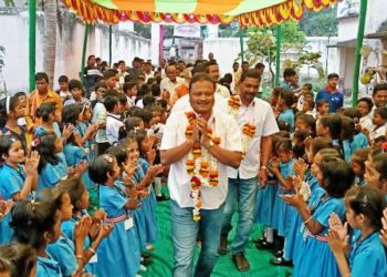 ପୋଲସରା ମଥୁରା ପ୍ରାଥମିକ ବିଦ୍ୟାଳୟର ପୋଷାକ ବିତରଣ ଓ ବାର୍ଷିକ ଉତ୍ସବ ପାଳନ