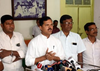 ଜାଲ୍ ପ୍ରମାଣପତ୍ର ଦେଇ ଫସିଲେ ଅନୁଭବ,ଜେଲ୍‌କୁ ପଠାଇବାକୁ କଂଗ୍ରେସର ଦାବି