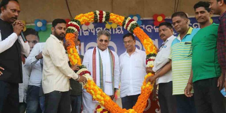 ରାଜ୍ୟ ସ୍ତରୀୟ ରଣପୁର କପ୍ ଫୁଟବଲ ନୟାଗଡକୁ ହରାଇ କଟକ ମଙ୍ଗଳା କ୍ଲବ୍ ଚମ୍ପିଆନ୍