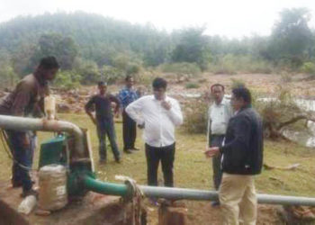 ରାଜ୍ୟ ଉଠା ଜଳ ସେଚନ ନିଗମ ଅଧ୍ୟକ୍ଷଙ୍କ ୨ ଦିନିଆ କନ୍ଧମାଳ ଜିଲ୍ଲା ଗସ୍ତ କ୍ଷେତ୍ର ପରିଦର୍ଶନ ଓ ସମୀକ୍ଷା