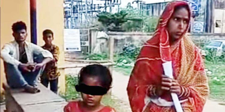 ପ୍ରଧାନ ଶିକ୍ଷୟତ୍ରୀଙ୍କ ମାଡ଼ରେ ଛାତ୍ରୀ ବେହାଲ, ଥାନାରେ ମାମଲା