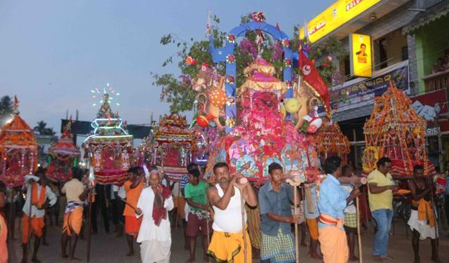 ପଞ୍ଚୁଦୋଳ ର ବିଦାୟ ସମୟରେ ଘଣ୍ଟ ନାଦ ରେ କମ୍ଫିଲା ରଣପୁର