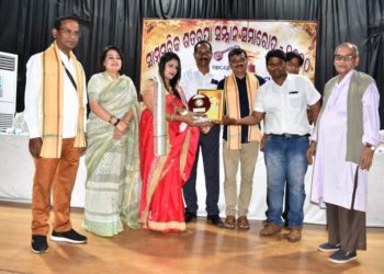 ଅଭିନେତ୍ରୀ ମମତା ଦାଶଙ୍କୁ ଶତରୁପା କଳାଶ୍ରୀ ସମ୍ମାନ-୨୦୨୦