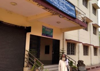 ମଣ୍ଡିରେ ଧାନବିକି ୩ମାସ ହେଲା ମୂଲ୍ୟ ପାଉନି ଚାଷୀ, କାର୍ଯ୍ୟାଳୟକୁ ଦୌଡି ଦୌଡି ହତାଶ ;