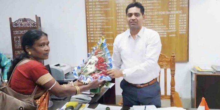 ବିବାଦର ଅନ୍ତ, ମାହାଙ୍ଗା ପୁଷ୍ପଗିରି ମହାବିଦ୍ୟାଳୟ ରେ ନିଯୁକ୍ତ ହେଲେ  ନୂତନ ଅଧକ୍ଷ