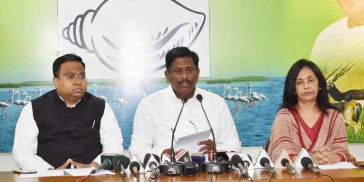 ବିଧାନସଭା ବନ୍ଦ ଅଭିଯୋଗର ଜବାବ ରାଜନୀତି ନୁହେଁ, କରୋନା ପାଇଁ ଏକାଠି ହୁଅ