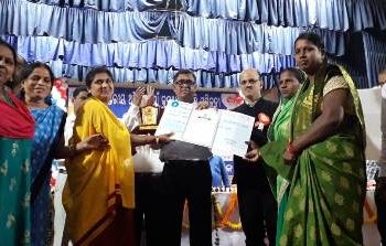 ମାହାଙ୍ଗା ବ୍ଲକ ମଉଦା  ସୁସ୍ଥ ଗାଁ ଭାବେ ପୁରସ୍କୃତ