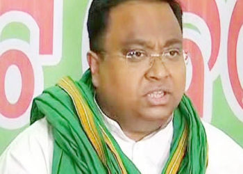 ଉଦାହରଣ ସୃଷ୍ଟି କଲେ ସସ୍ମିତ ପାତ୍ର : କରୋନା ପାଈଁ୨ କୋଟି ୪ ଲକ୍ଷ ପ୍ରଦାନ କଲେ