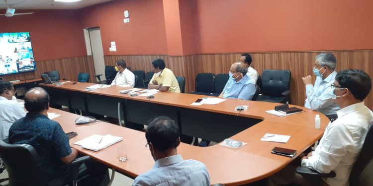 ଭିଡ଼ିଓ କନ୍‌ଫରେନ୍ସିଂରେ ସମୀକ୍ଷା କଲେ କୃଷି ମନ୍ତ୍ରୀ ଡ.ଅରୁଣ ସାହୁ