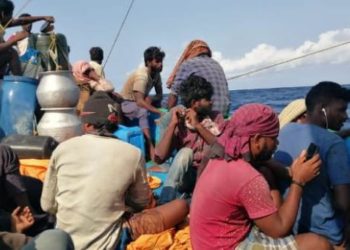 ଚେନ୍ନାଇସ୍ଥିତ ବିଭିନ୍ନ କାରଖାନା ଓ ଘରୋଇ ଅନୁଷ୍ଠାନରେ କାର୍ଯ୍ୟରତ ୩୮ ଜଣ ଯୁବକ ଗତ ୨୦ ତାରିଖ ରାତି ଏକ ମାଛଧରା ଡଙ୍ଗାକୁ ୨ ଲକ୍ଷ ଟଙ୍କାରେ କିଣିଥିଲେ ।