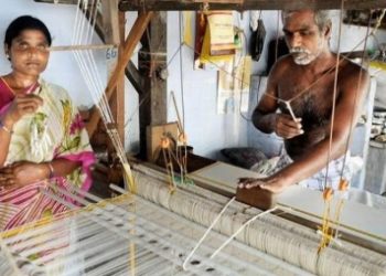 ବୃତି ପୋଷେ କୁଟୁମ୍ବ : ସୁତା ଖିଅରେ ଝୁଲୁଛି ବୁଣାକାରଙ୍କ ଭାଗ୍ୟ – ହିଂଜିଳିକାଟୁ,