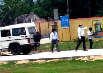 ଯାଜପୁରର ଦ୍ୱିତୀୟ କରୋନା ଆକ୍ରାନ୍ତ ସମ୍ପର୍କରେ ଆସିଥିବା କୋରାଇ ଓ ପାଣିକୋଇଲି ଅଂଚଳର ୯ଜଣଙ୍କୁ ସଂଗରୋଧ କେନ୍ଦ୍ରରେ ରଖିଲା ପ୍ରଶାସନ