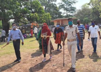 ଅମାନିଆ ଗ୍ରାହକଙ୍କ ପାଇଁ ଶନିବାର ପୂର୍ବକୋଟ ହାଟରେ ପ୍ରଶାସନର ପକ୍ଷରୁ ଚଢ଼ାଉ – କୋରାଇ