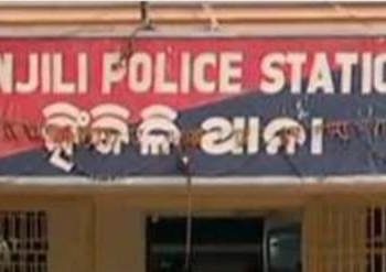 ବୃଦ୍ଧଙ୍କ ଆତ୍ମହତ୍ୟା – ହିଞ୍ଜିଳିକାଟୁ