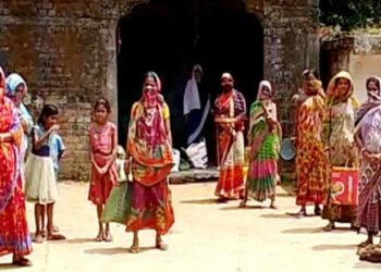 ରାସନ ସାମଗ୍ରୀ ବଣ୍ଟନ ଵେଳେ ଉତ୍ତେଜନା