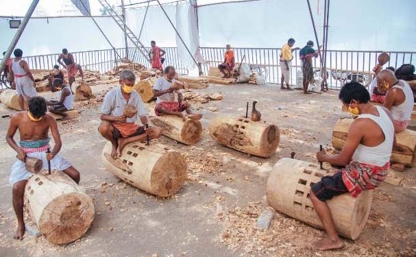 ପୁରୀ ରଥ ନିର୍ମାଣ କାର୍ଯ୍ୟ ଦ୍ରୁତ ଗତିରେ ଅଗ୍ରସର ହେଉଛି ।