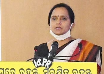 ମିଶନ ଶକ୍ତିର ମା ମାନେ କରୋନା ଲଢେଇ ଆରମ୍ଭରୁ ହିଁ ଉତ୍ସାହ ଓ ନିଷ୍ଠାର ସହ ନିଜ ନିଜ ଗାଁ, ପଲ୍ଲୀ ଓ ୱାର୍ଡରେ କାମ କରୁଛନ୍ତି । ପ୍ରକୃତରେ ସେମାନେ ହିଁ କରୋନା ଯୁଦ୍ଧ