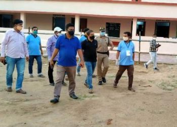 ପ୍ରବାସୀଙ୍କୁ ମନରେଗା ଯୋଜନାରେ କାମ କରିବା ପାଇଁ ପରାମର୍ଶ ଦେଲେ ଜିଲ୍ଲାପାଳ – ହିଞ୍ଜିଳିକାଟୁ