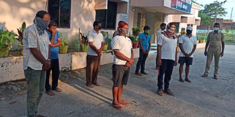 ୯ ଜୁଆଡ଼ି ଗିରଫ, ୧୯ ହଜାର ୨ଶହ ଟଙ୍କା ଜବତ – ହିଞ୍ଜିଳିକାଟୁ