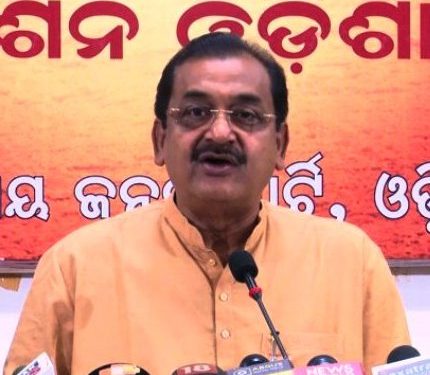 ମହାମାରୀ କରୋନା କବଳରୁ ରକ୍ଷା କରାଯାଇପାରିବ ବୋଲି ଶ୍ରୀ ମହାନ୍ତି କହିଛନ୍ତି ।