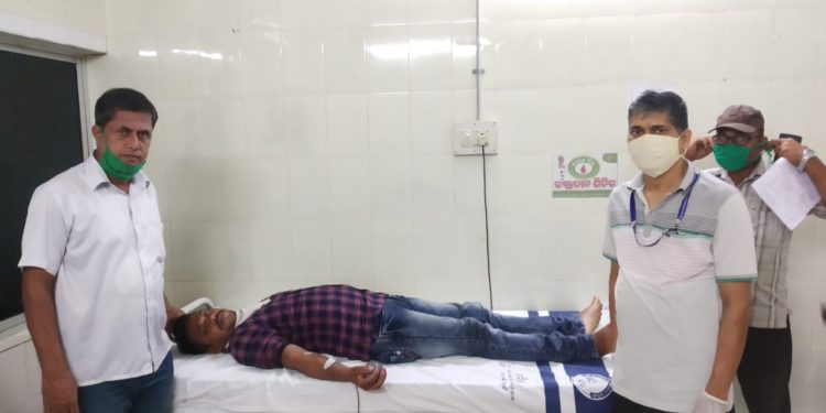 ନୟାଗଡ ଜୀବନ ବିନ୍ଦୁର ସ୍ବେଛାକୃତ ରକ୍ତଦାନ ଶିବିର : ୨୭ ୟୁନିଟ ରକ୍ତ ସଂଗୃହିତ ।