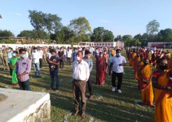 ନବରଙ୍ଗପୁର ଜିଲ୍ଲା ଚନ୍ଦାହାଣ୍ଡି ବ୍ଲକରେ କରୋନା ଯୋଦ୍ଧାଙ୍କୁ ସମ୍ମାନ