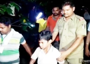 ନୟାଗଡ଼ ରୁଖୀ ପାହାଡ଼ କୁ ବୁଲି ଯାଇ ବାଟ ଭୁଲିଗଲେ ତିନି ବାଳକ