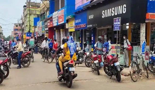 ଭୁବନେଶ୍ୱରର ବାପୁଜୀ ନଗର ମାର୍କେଟକୁ ଅନିର୍ଦ୍ଦିଷ୍ଟ କାଳ ପର୍ଯ୍ୟନ୍ତ ସିଲ୍ କରାଯାଇଛି ।