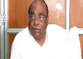 ମୁଖ୍ୟମନ୍ତ୍ରୀ ନବୀନ ପଟ୍ଟନାୟକଙ୍କୁ ବରିଷ୍ଠ ରାଜନେତା ଦାମୋଦର ରାଉତ ଆଜି କରୋନା ମୁକାବିଲା ପାଇଁ ପୁଣି କରିଛନ୍ତି ପ୍ରଶଂସା ।