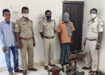 ରଣପୁର ରେ ଦେଶୀ ବନ୍ଧୁକ କାରଖାନା ଠାବ, ଜଣେ ଗିରଫ ୩ ଦେଶୀ ବନ୍ଧୁକ ସହ ଯନ୍ତ୍ରାଂଶ ଜବତ – ରଣପୁର