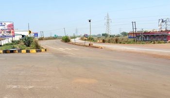 ଗଣପର୍ବ ସତ୍ୱେବି ‘ସଟଡାଉନ’ ନିମୟ ମାନିଲେ କୋରାଇ ଅଂଚଳ ବାସୀ ବଜାର ବନ୍ଦ ; ରାସ୍ତଘାଟ ଶୂନଶାନ