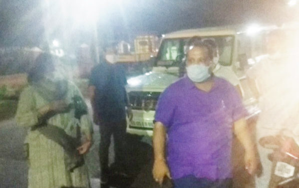 ଖୋଦ ଜିଲ୍ଲାପାଳ ନୟାଗଡରେ ରାତ୍ରିକାଳୀନ କର୍ଫ୍ୟୁ ପରିପ୍ରେକ୍ଷୀରେ କଲେ ଛାନଭିନ