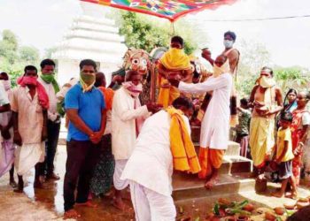 ମହାମାରୀ କରୋନା ମହାବିପତ୍ତି ଯୋଗୁଁ ସୀମିତ ସେବାୟତ ଙ୍କ ଦ୍ଵାରା ସ୍ନାନ ପୂର୍ଣ୍ଣିମା ପାଳିତ – ଚନ୍ଦାହାଣ୍ଡି