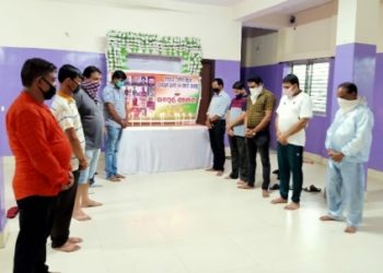 ଗଲୱାନ୍ ଘାଟି ସୀମାରେ ଶହୀଦ ଜୱାନ୍ ମାନଙ୍କୁ ବରଗଡ଼ ଜିଲ୍ଲା ଟେନ୍ଟ ହାଉସ ମାଲିକ ସଂଘ ପକ୍ଷରୁ ଶ୍ରଦ୍ଧାଞ୍ଜଳି ।