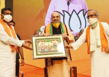 ଓଡିଶା ଜନସମ୍ବାଦ ଭର୍ଚୁଆଲ ର‌୍ୟାଲିକୁ ସମ୍ଭୋଧିତ କଲେ ଗୃହମନ୍ତ୍ରୀ ଅମିତ ଶାହା  ମୋଦି ଓଡିଶାବାସୀଙ୍କ ସହିତ ଚଟାଣ ଭଳି ଠିଆ ହୋଇଛନ୍ତି : ଅମିତ ଶାହା